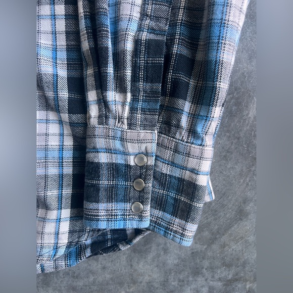 Vintage Wrangler wrancher blue plaid flannel shirt snap closure men’s size XL - Picture 5 of 6